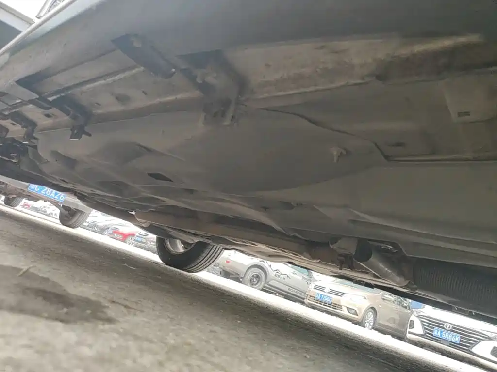 Jeep Cherokee — миниатюра 21
