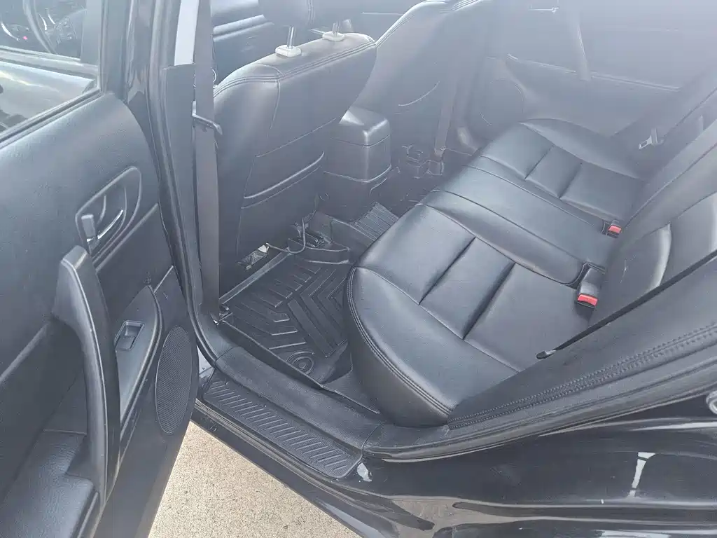 Mazda 6 — миниатюра 5