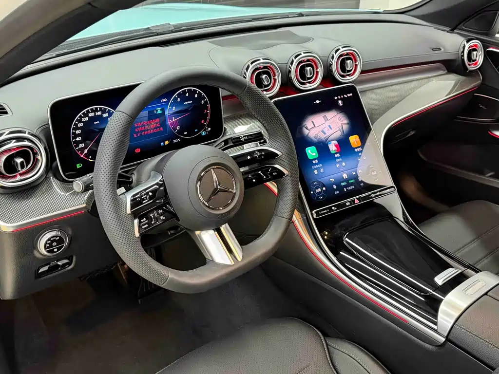 Mercedes-Benz C-Class — миниатюра 12