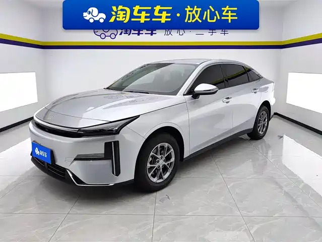 GEELY GALAXY GALAXY L6 2025