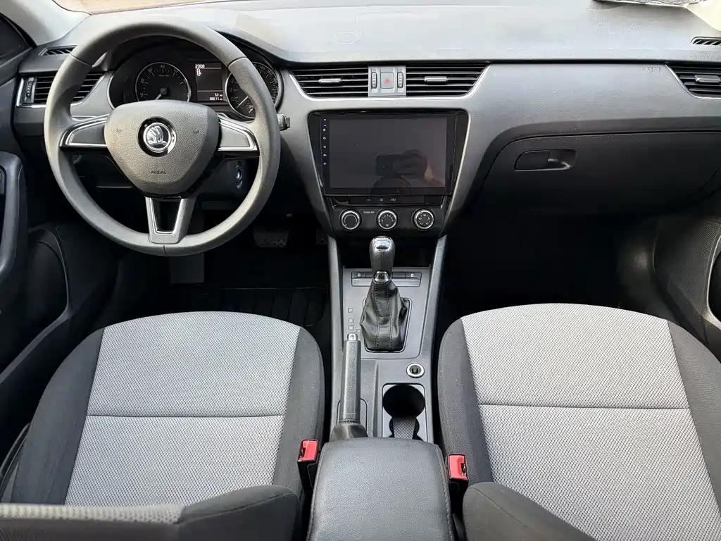 Skoda Octavia — миниатюра 15
