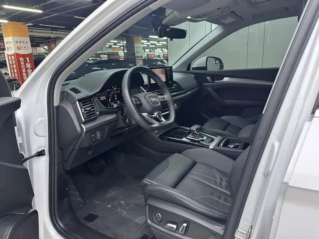Audi Q5L — миниатюра 9
