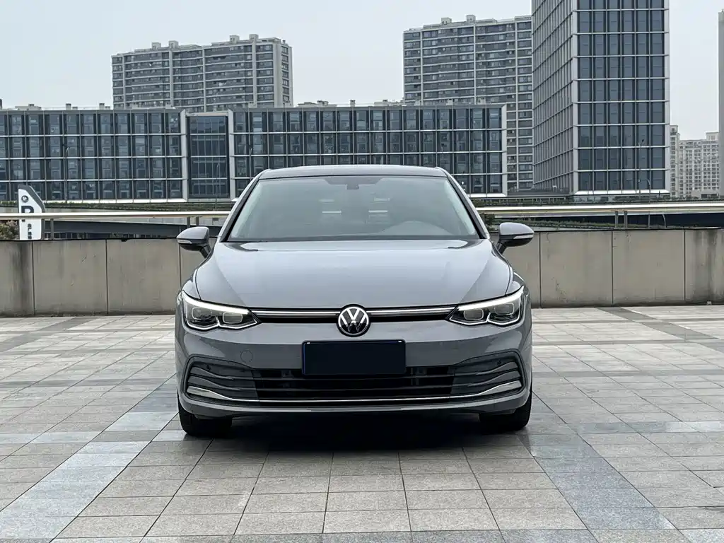 Volkswagen Golf — миниатюра 2