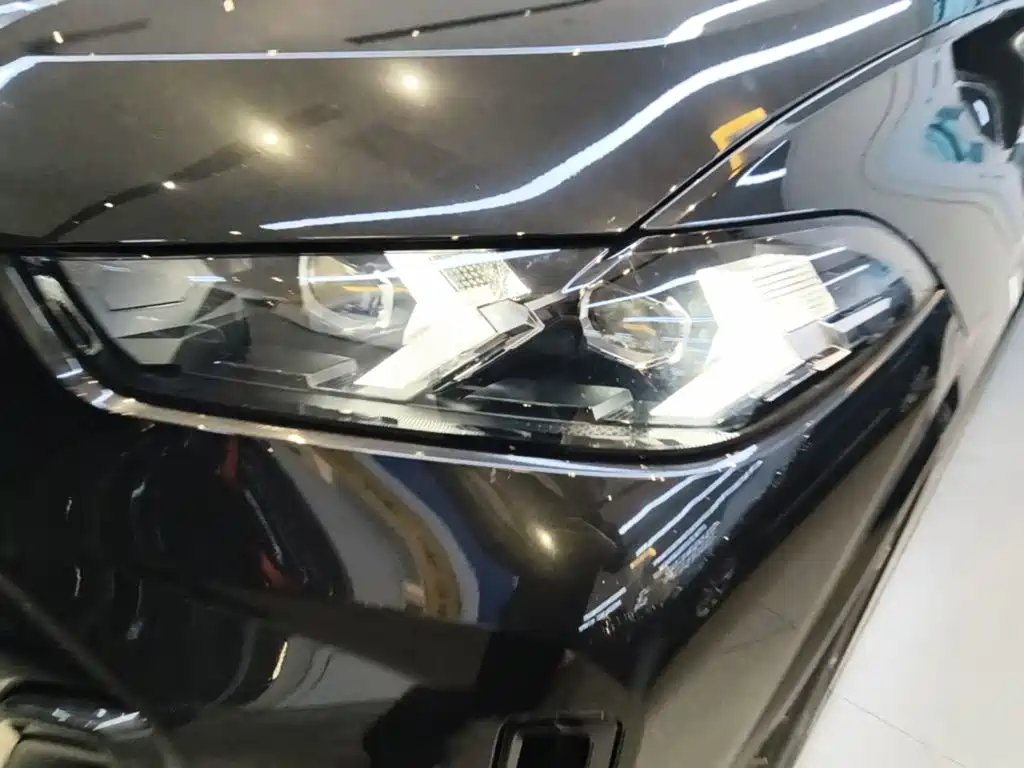 BMW X5 — миниатюра 24