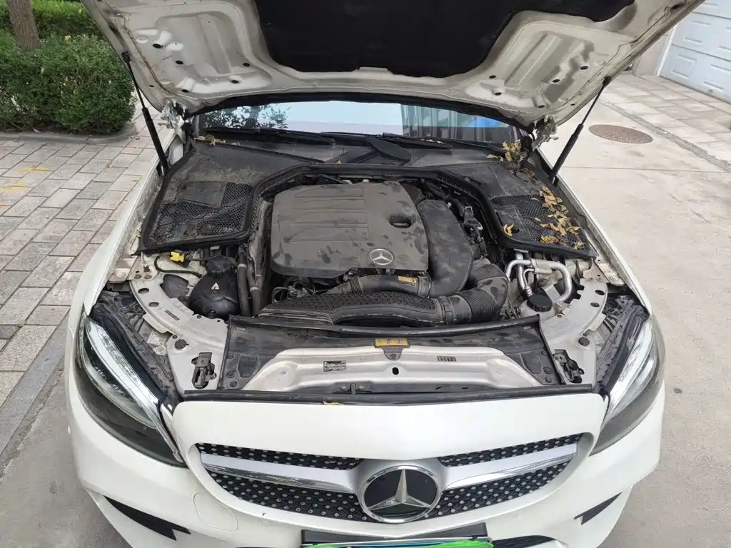 Mercedes-Benz C-Class — миниатюра 16