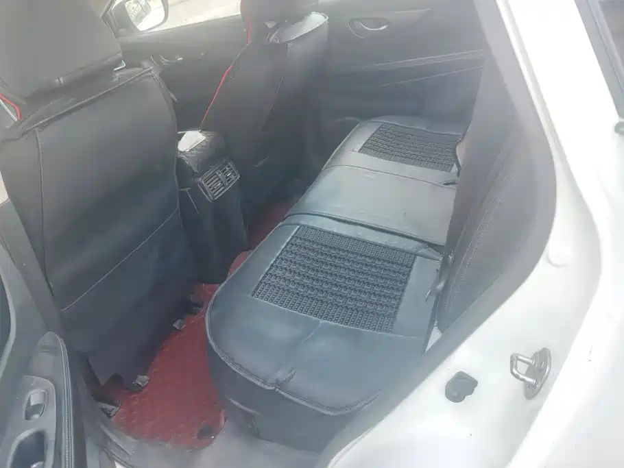 Nissan X-Trail — миниатюра 11