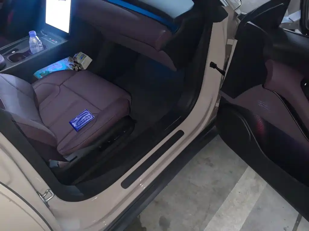 NIO ET5T — миниатюра 19