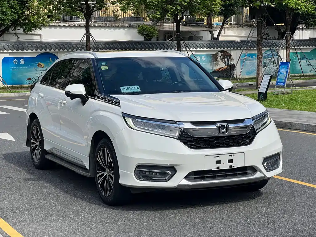 Honda Avancier — миниатюра 3