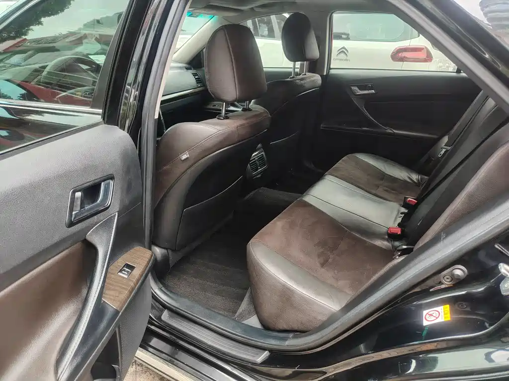 Toyota Reiz 2013 2.5V