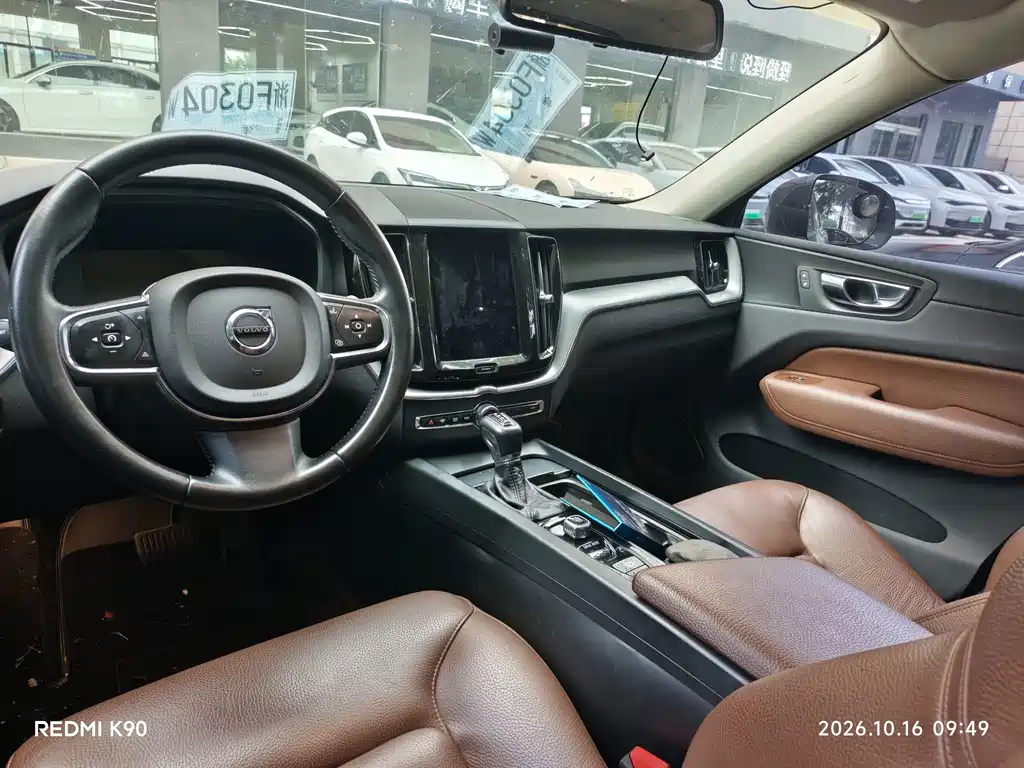 Volvo XC60 — миниатюра 12