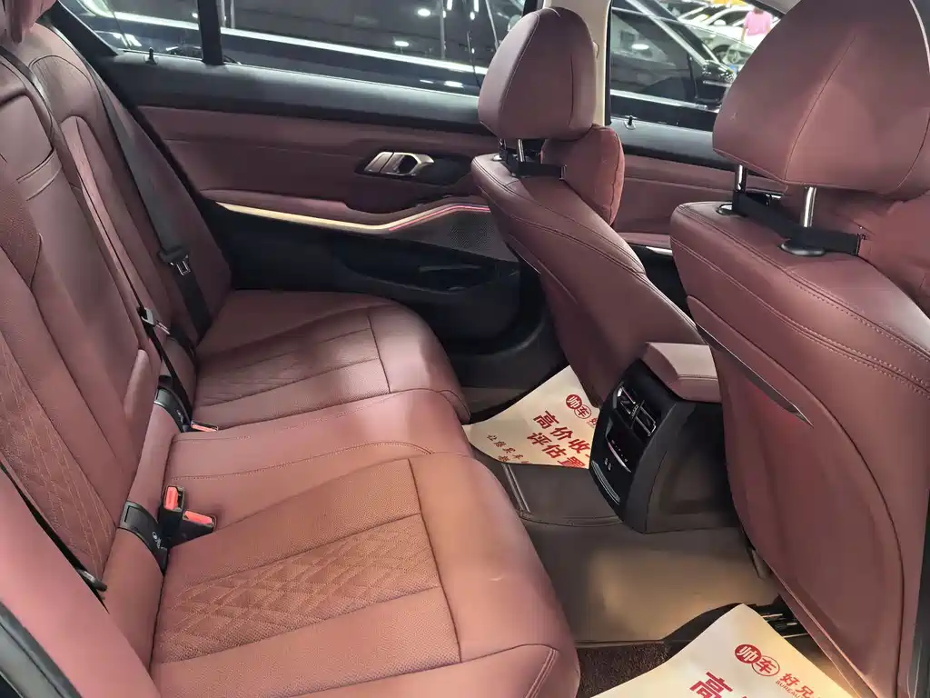 BMW 3 Series — миниатюра 12