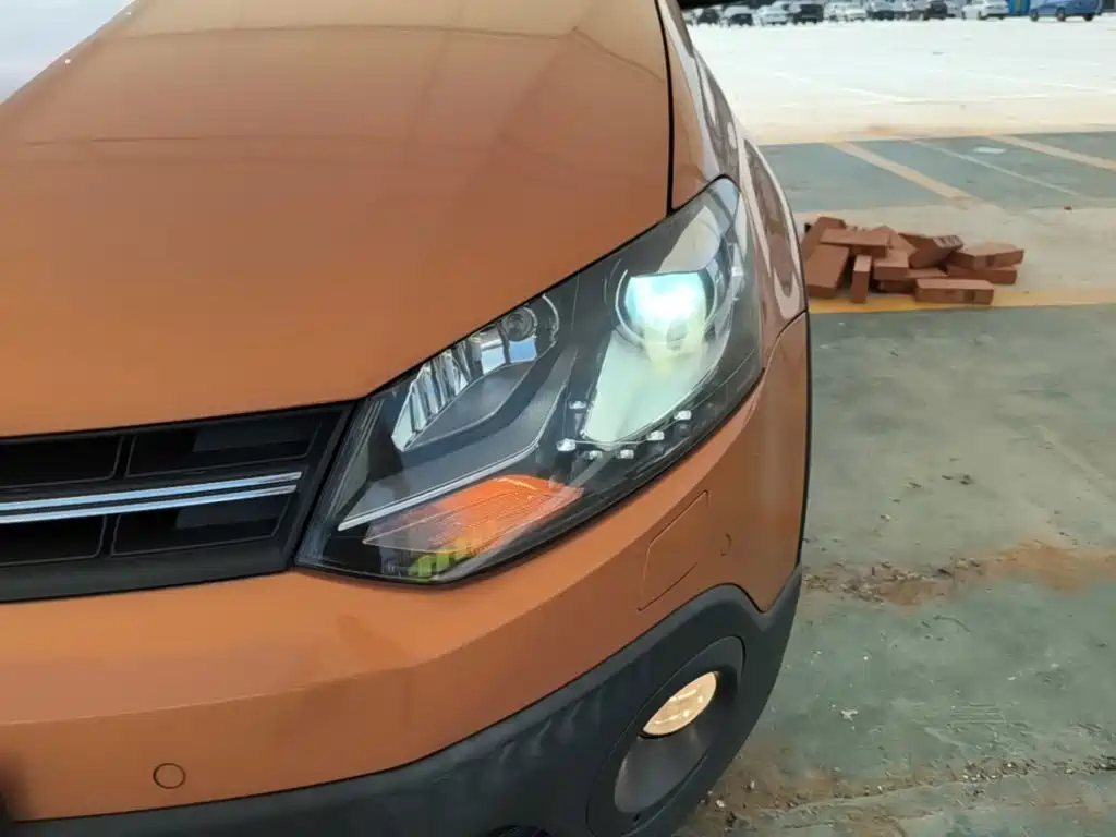 Volkswagen Polo — миниатюра 24