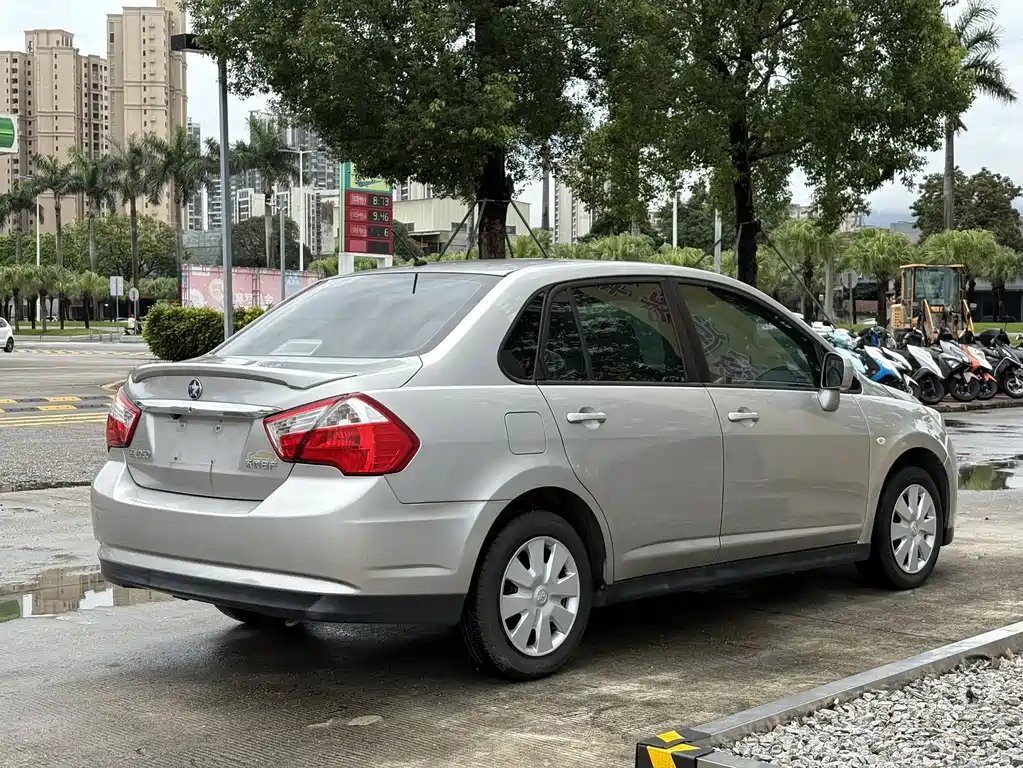 Venucia D50 — миниатюра 10