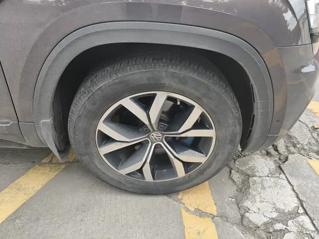Volkswagen Teramont — миниатюра 8