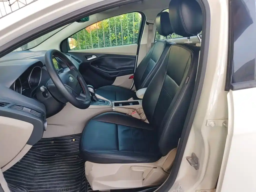 Ford Focus — миниатюра 15