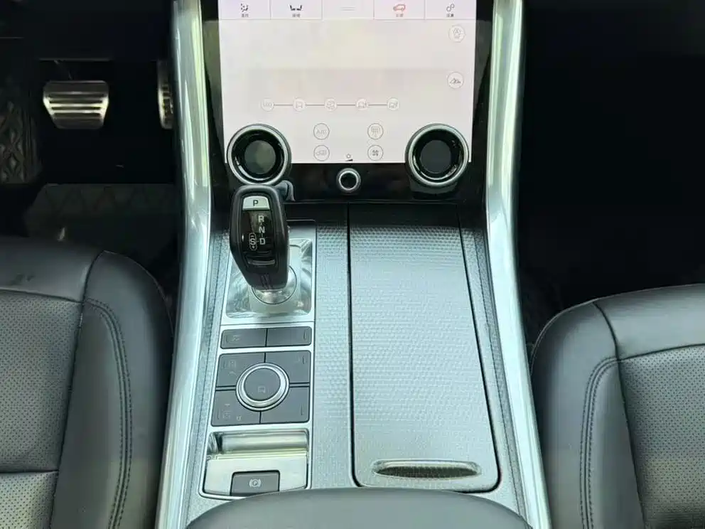 Land Rover Range Rover Sport 2019 3.0 L6 HSE DYNAMIC