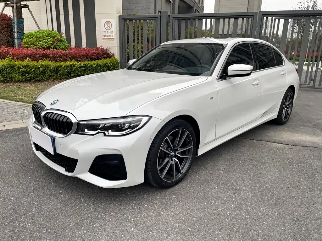BMW 3 Series 2021