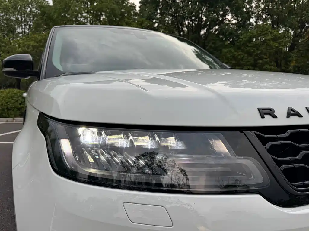 Land Rover Sport — миниатюра 7