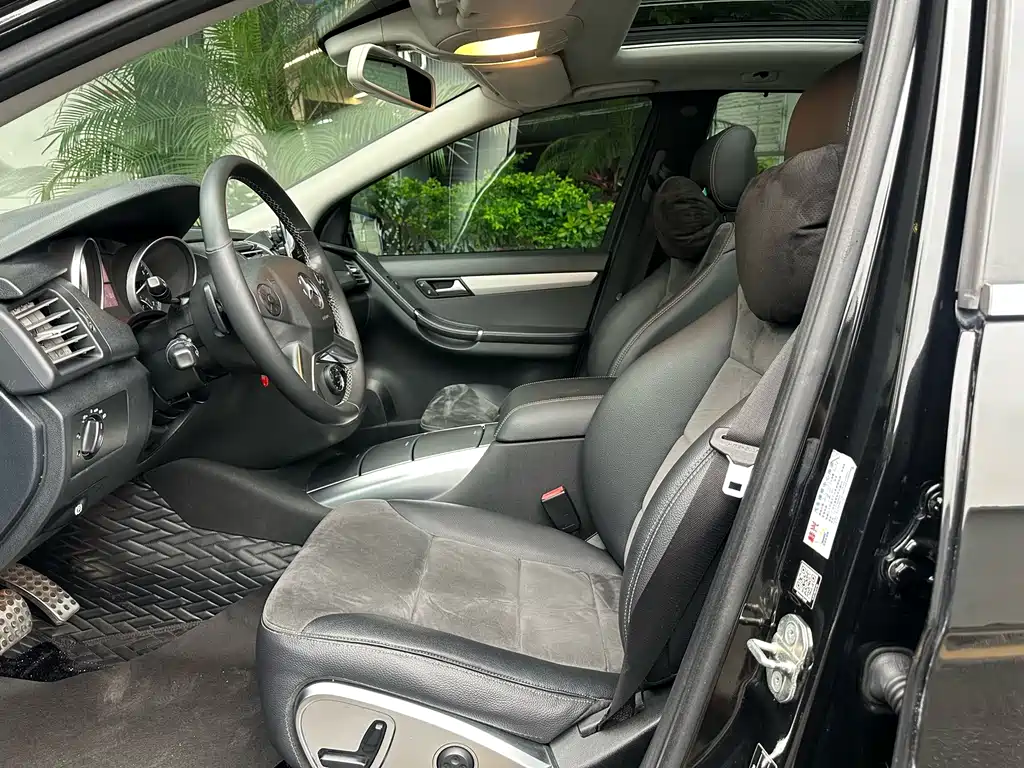 Mercedes-Benz R-Class — миниатюра 25