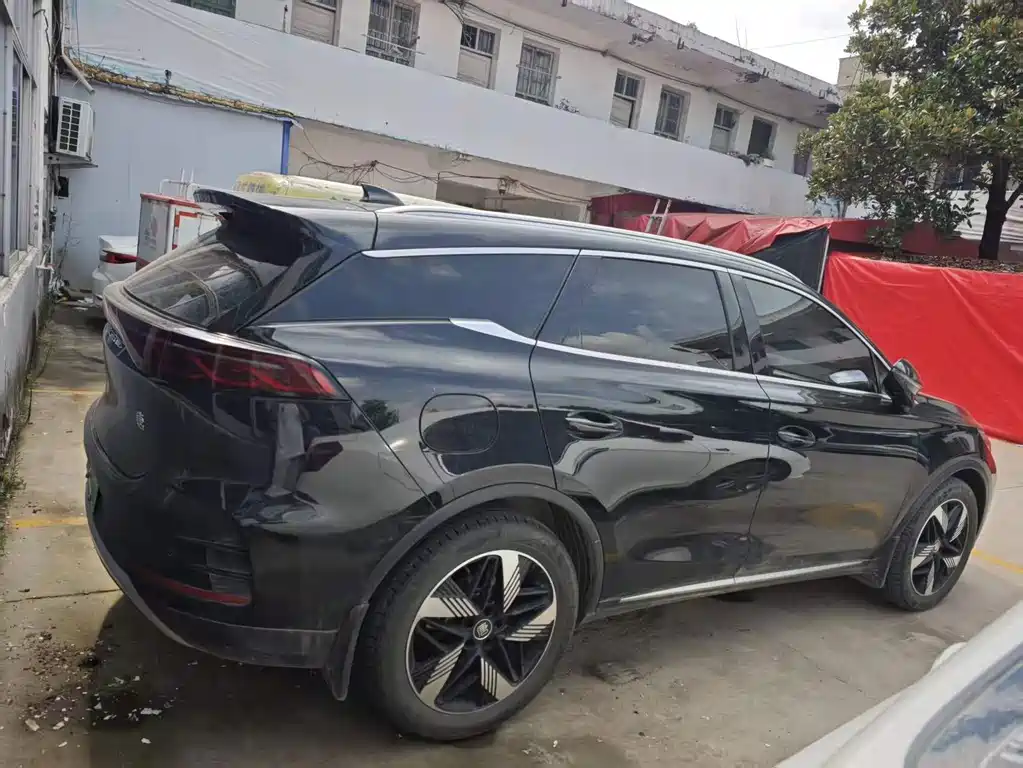 BYD Tang New Energy — миниатюра 6