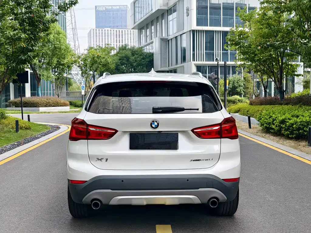 BMW X1 — миниатюра 7