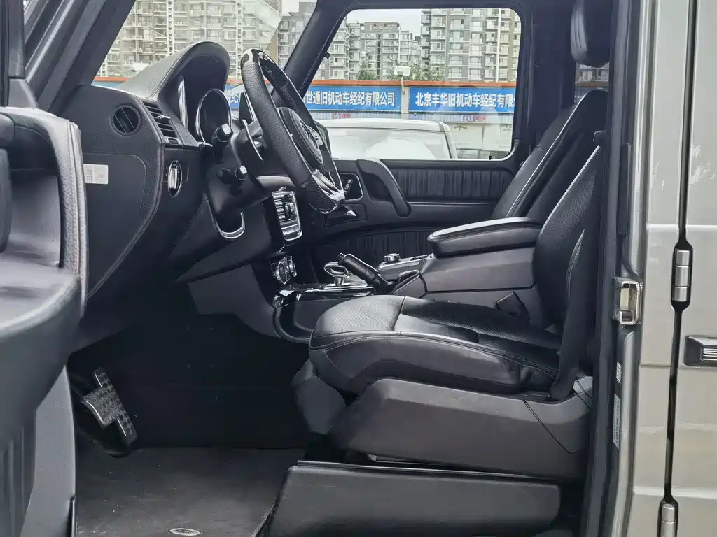 Mercedes-Benz G-Class — миниатюра 5