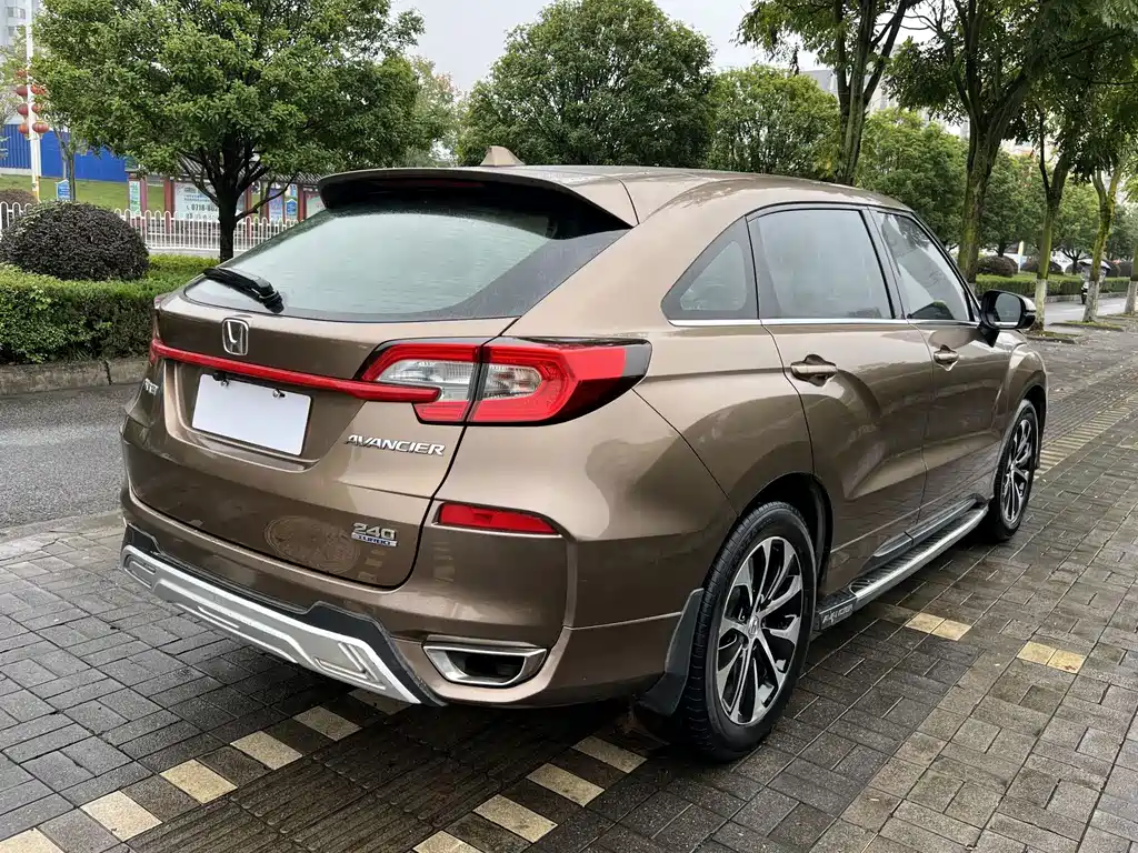 Honda Avancier — миниатюра 8