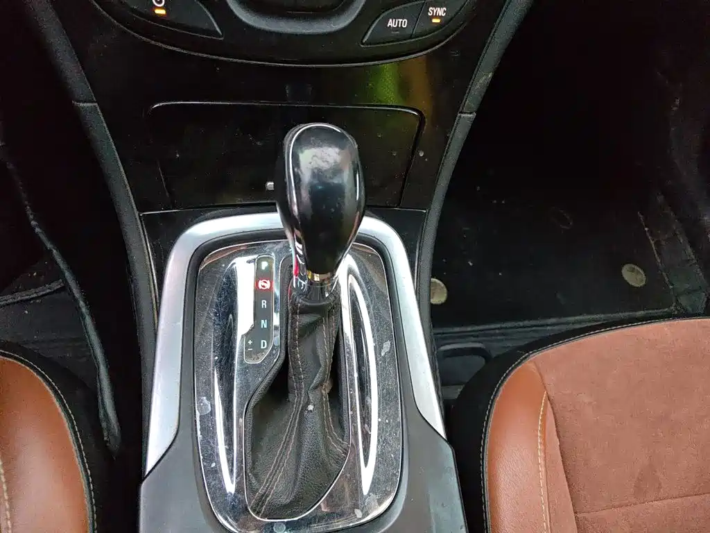 Buick Regal — миниатюра 15