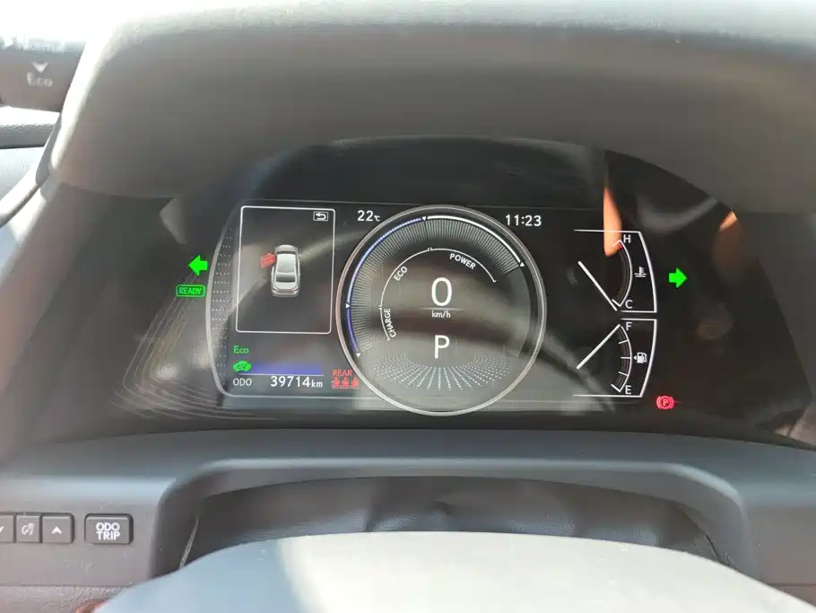 Lexus ES — миниатюра 14