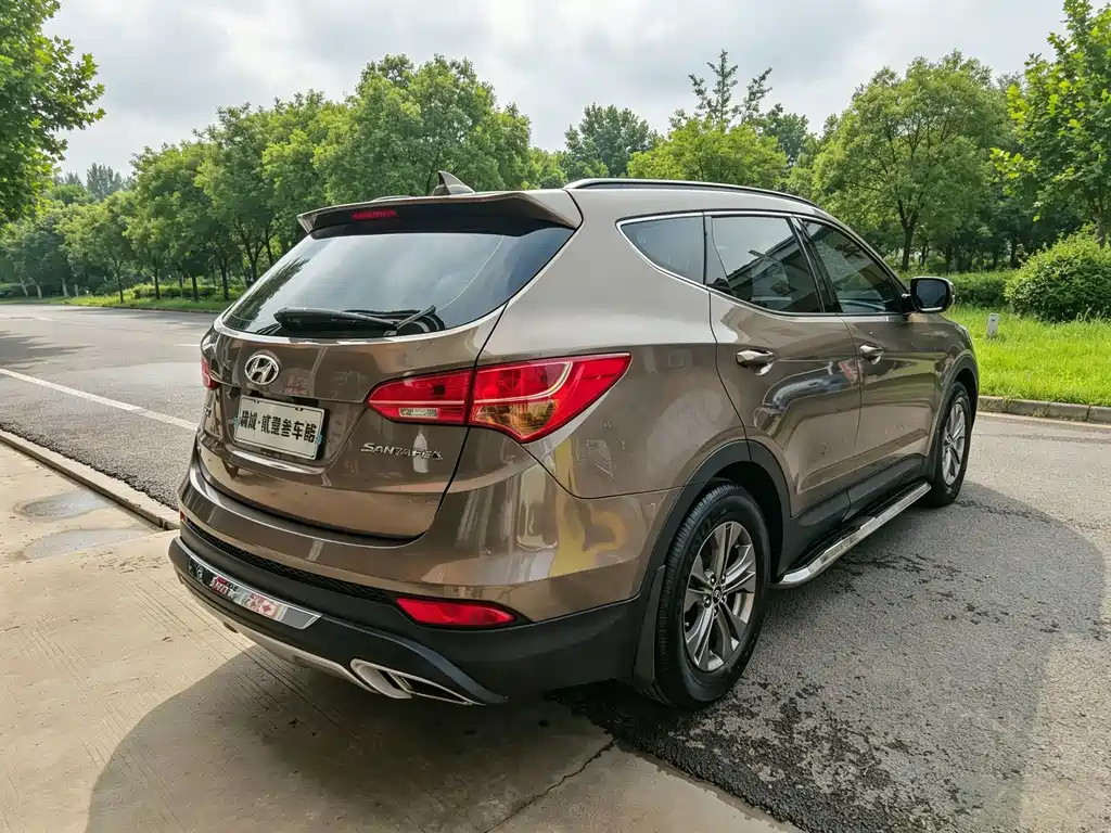 Hyundai Santa Fe — миниатюра 11