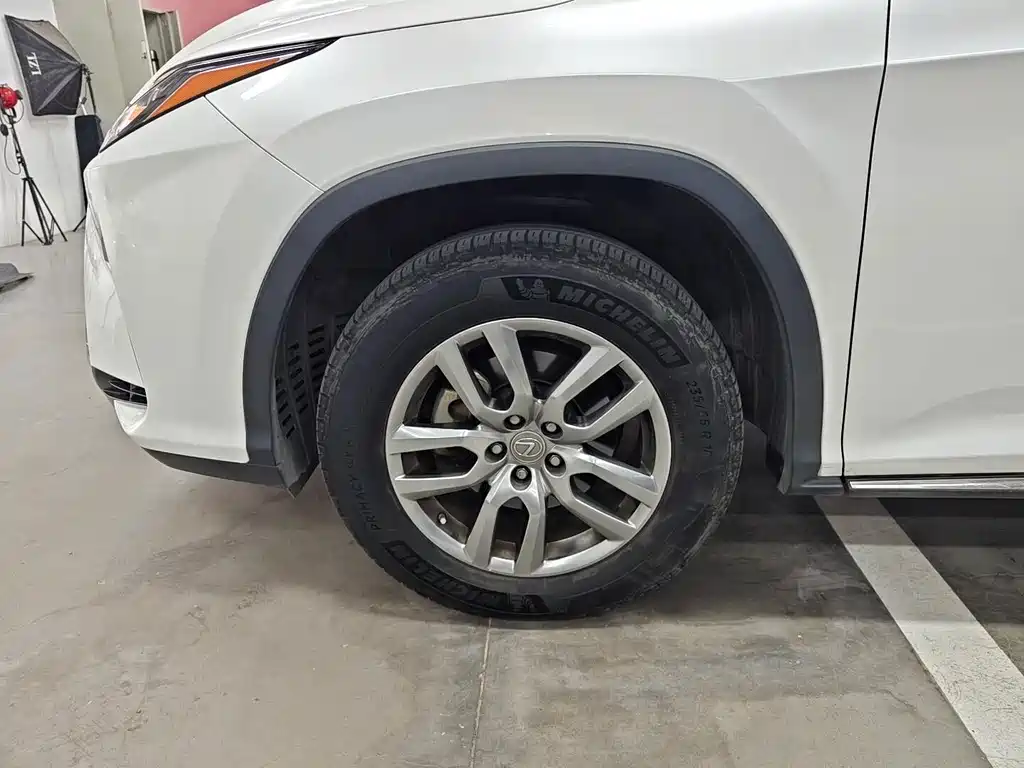 Lexus RX — миниатюра 15