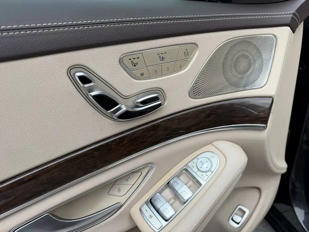 Mercedes-Benz S-Class — миниатюра 7
