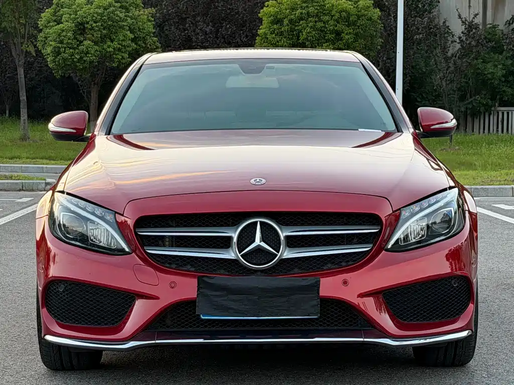 Mercedes-Benz C-Class — миниатюра 2