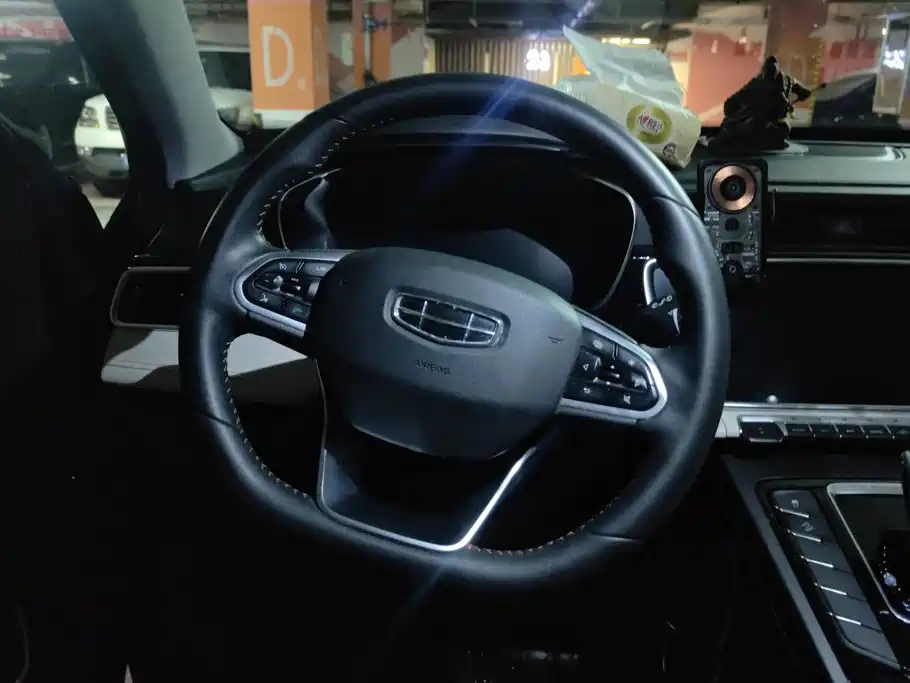 Geely Boyue — миниатюра 15