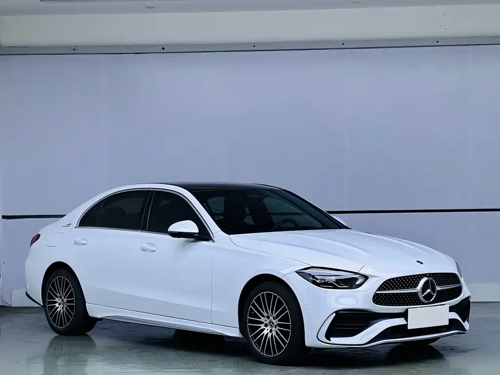 Mercedes-Benz C-Class — миниатюра 3