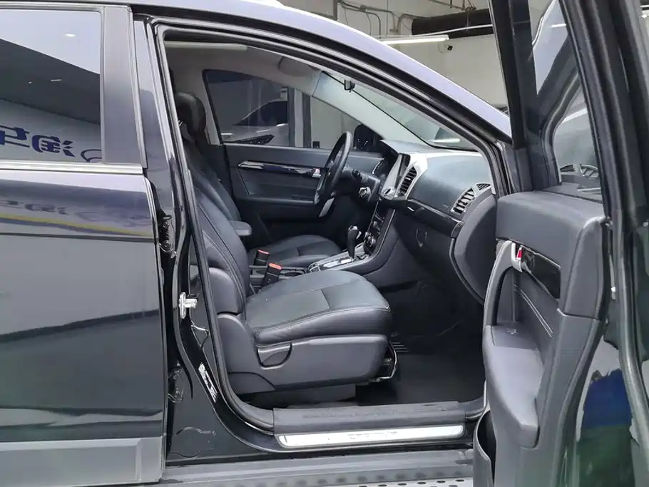 Chevrolet Captiva — миниатюра 8