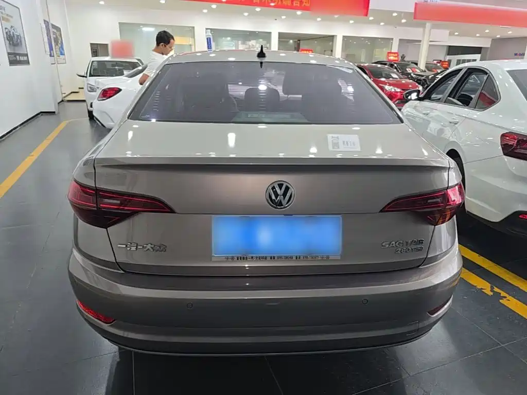 Volkswagen Sagitar — миниатюра 6