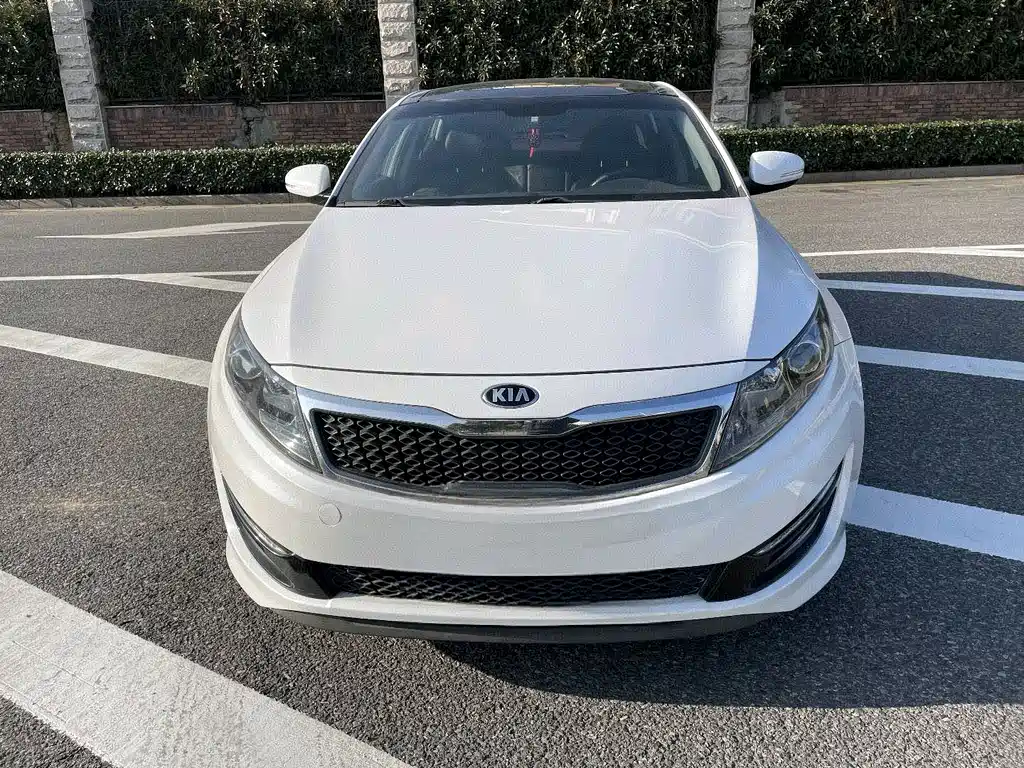 Kia K5 2012 2.0L AT Premium