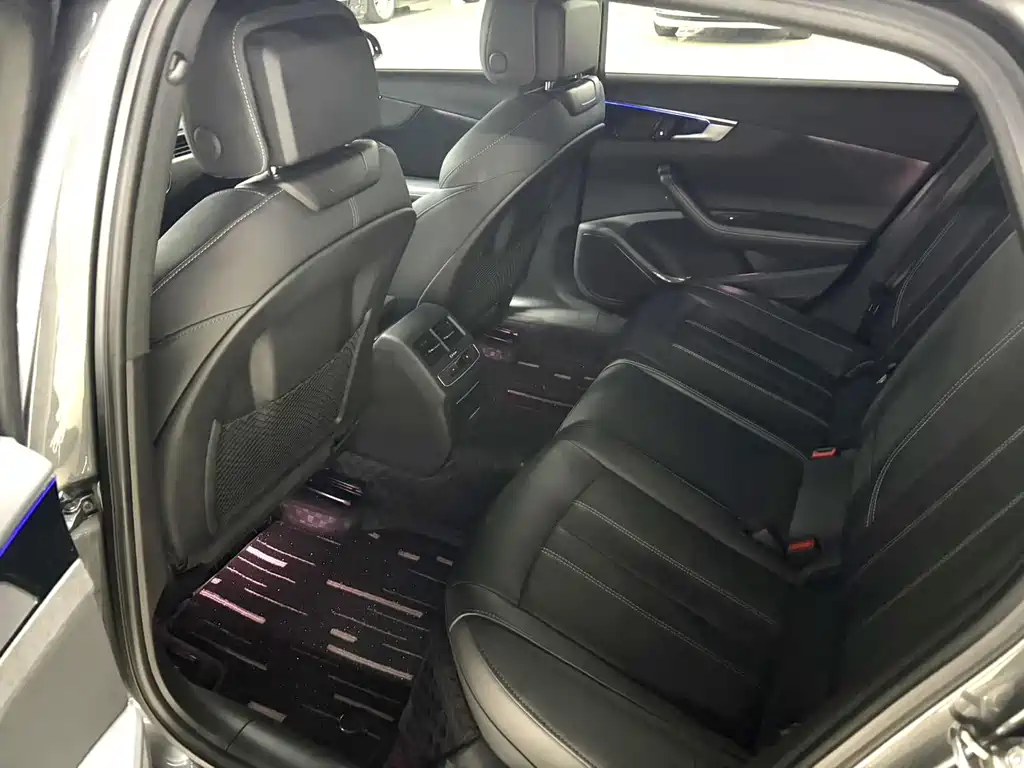 Audi A4L — миниатюра 8