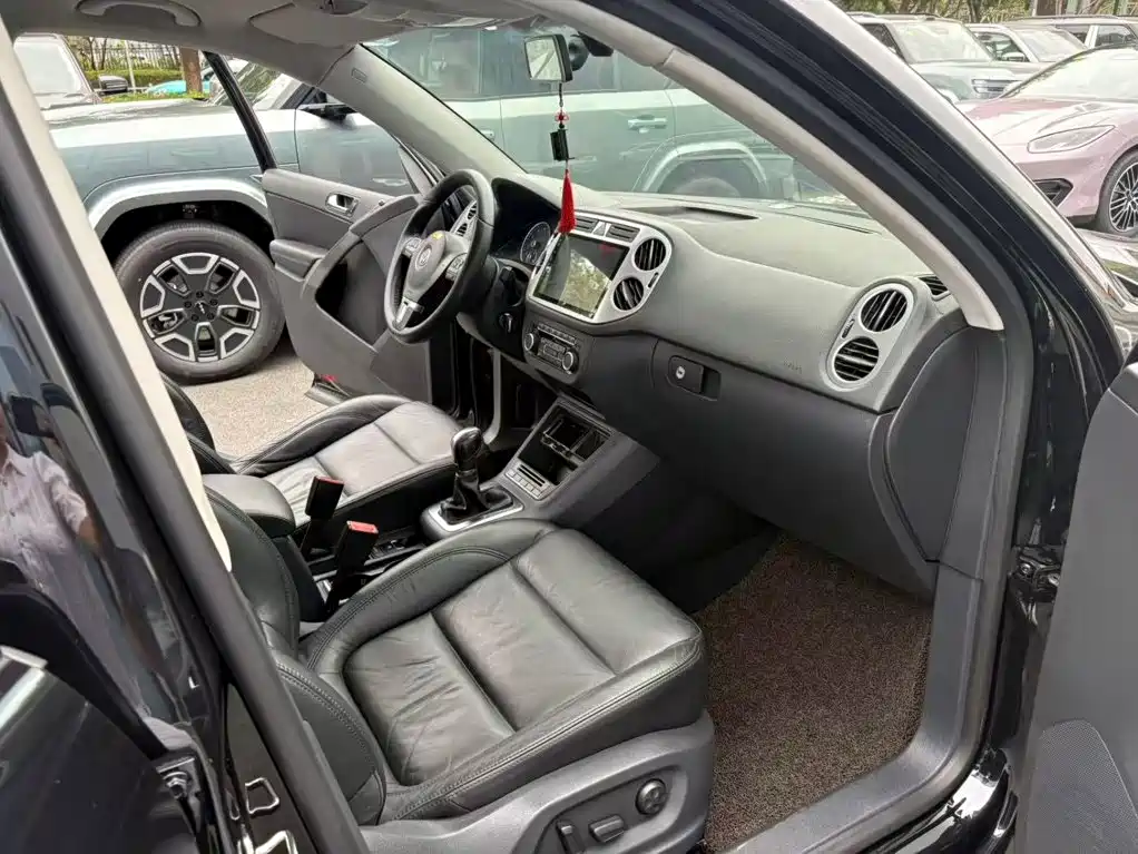 Volkswagen Tiguan — миниатюра 9