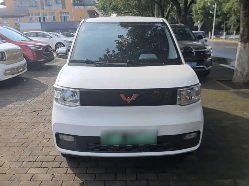 Wuling MINIEV — миниатюра 3