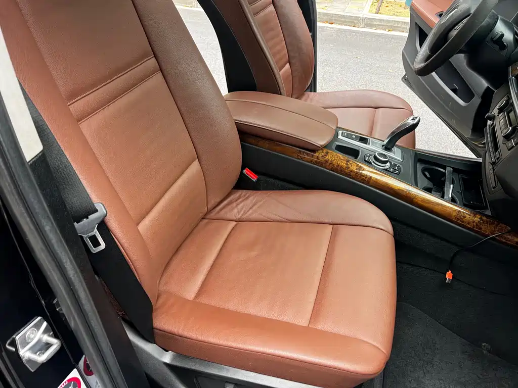 BMW X5 (Import) — миниатюра 17