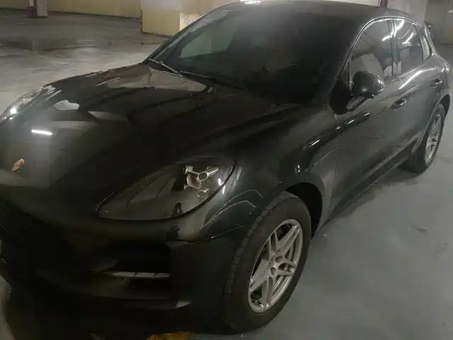 2020 Porsche Macan