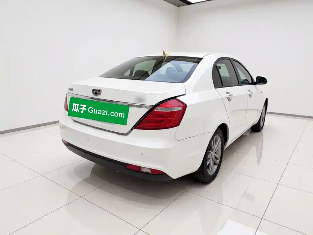 Geely Emgrand — миниатюра 6