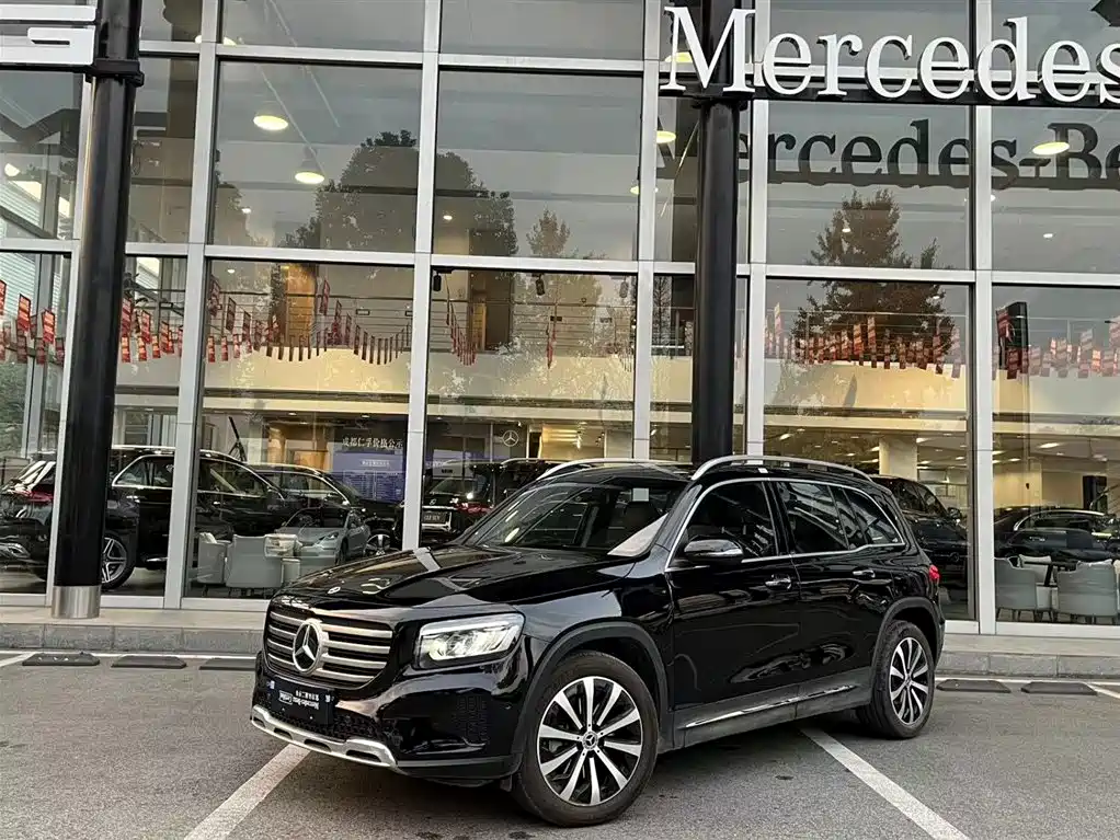 Mercedes-Benz GLB 2024
