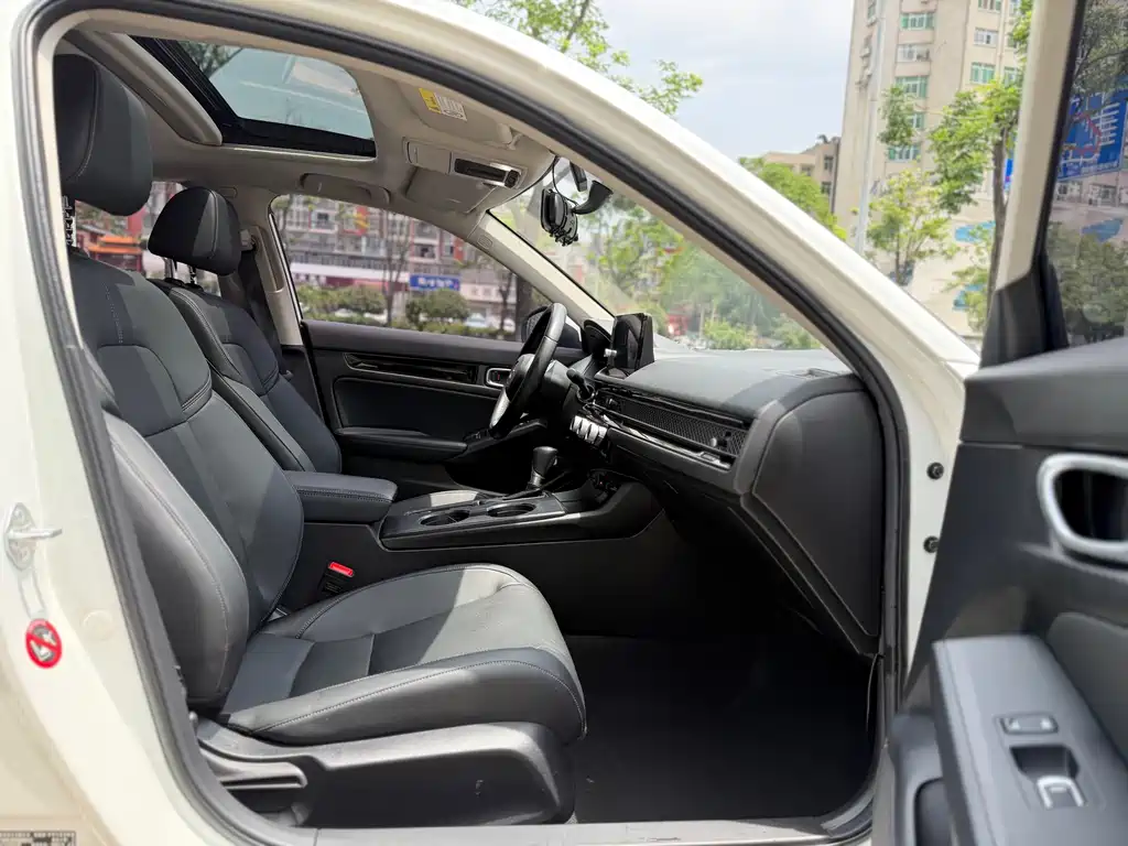 Honda Civic 2022 180TURBO CVT