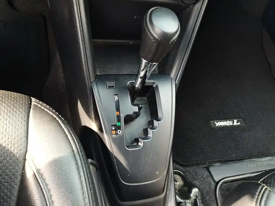 Toyota Yaris L — миниатюра 16