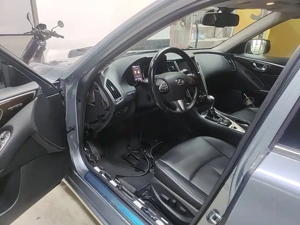 Infiniti Q50L — миниатюра 16