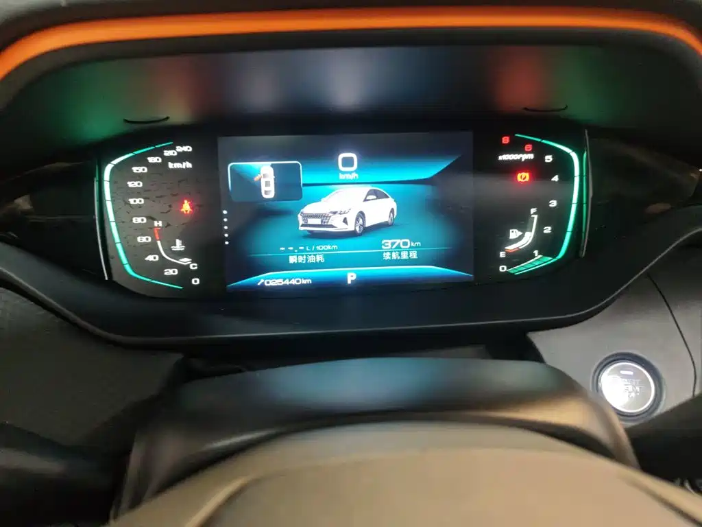 Dongfeng Aeolus Yixuan Max MAX 2023 1.5T
