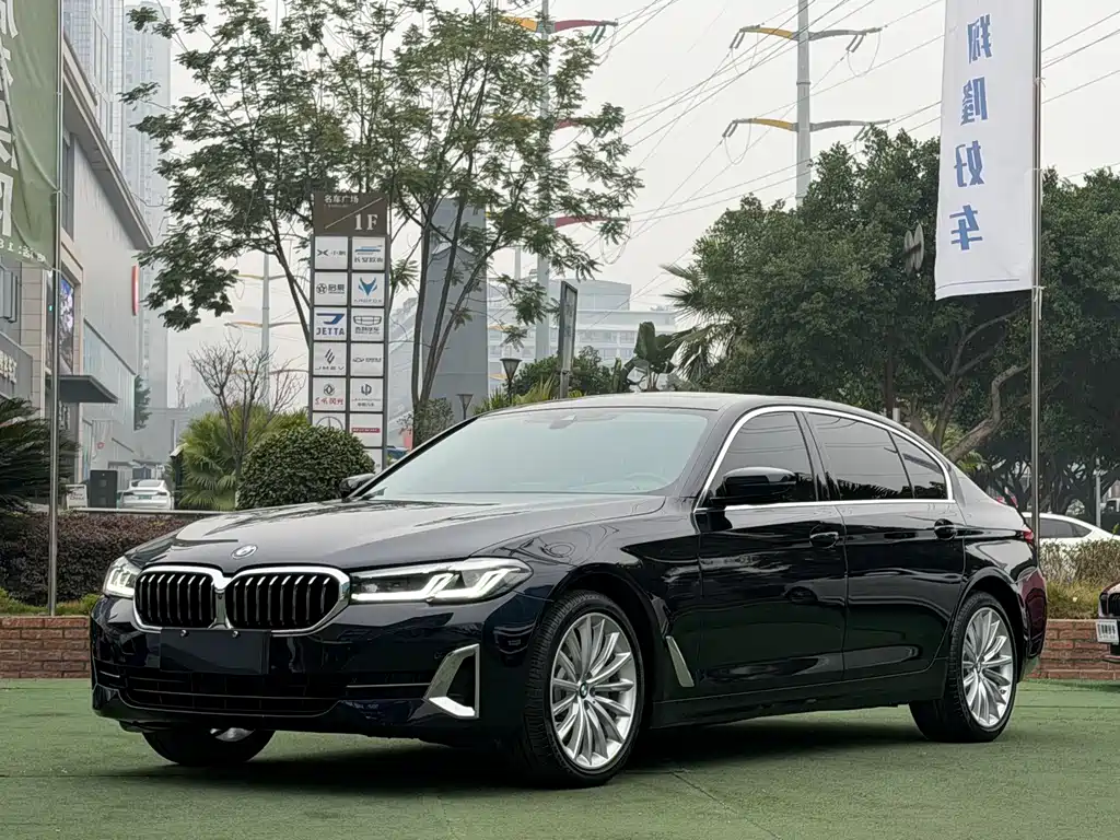 BMW 5 Series 2023